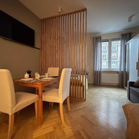 Bonifraterska 15 Studio - Old Town Apartment Varsó Kültér fotó